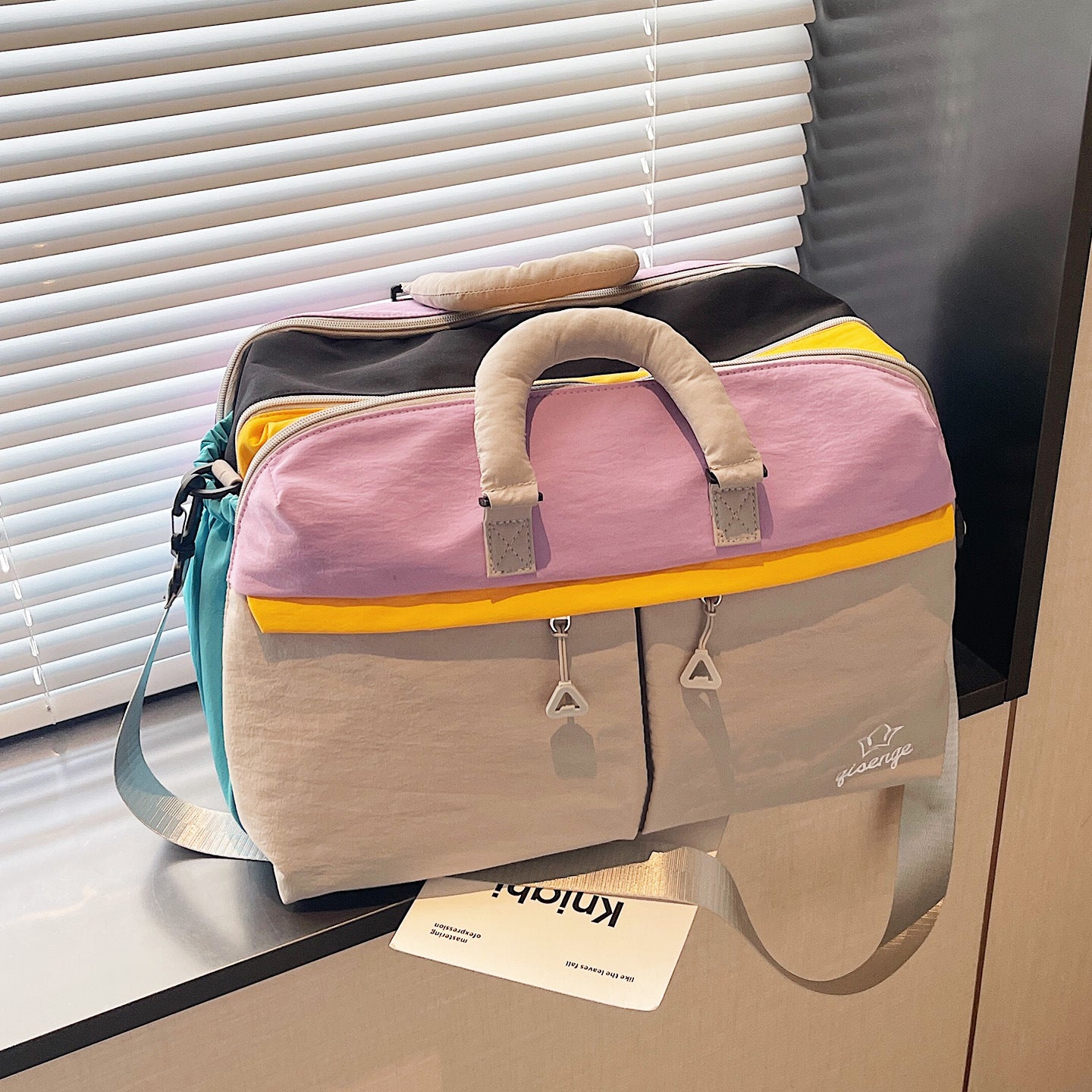 Vielseitiger Reiseorganizer Duffle Brehn