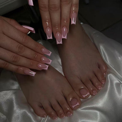 Kunstnagelset mit elegantem French Design und Glanz-Finish Brehn