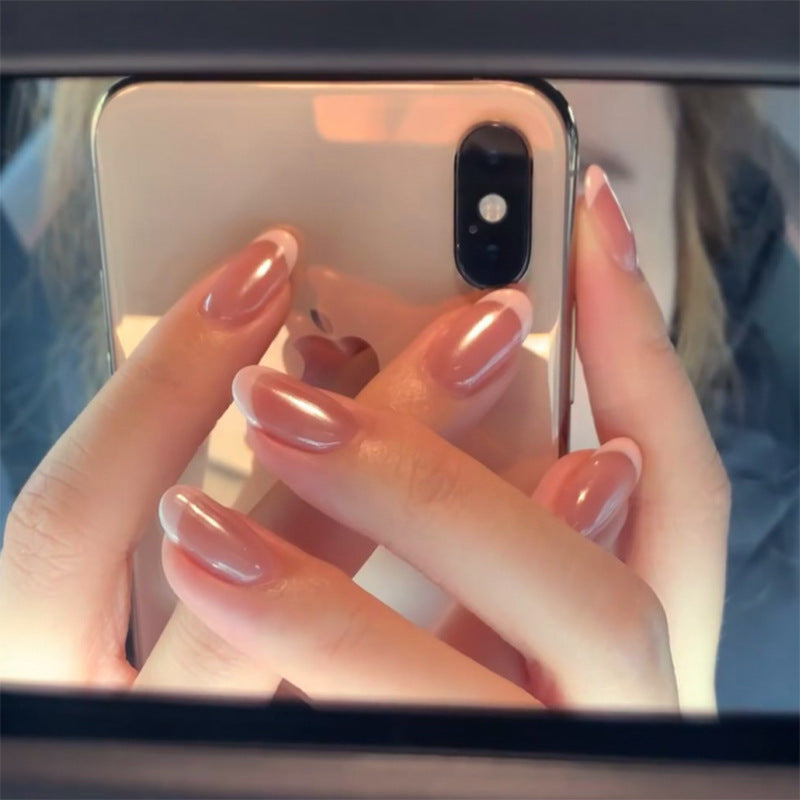 Elegante French-Tip Nagelverlängerungen Brehn