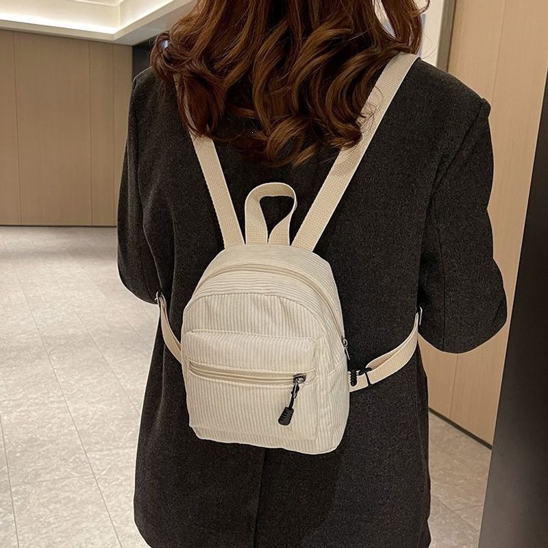 Kompakter Cord-Ripp- Mini-Rucksack Brehn