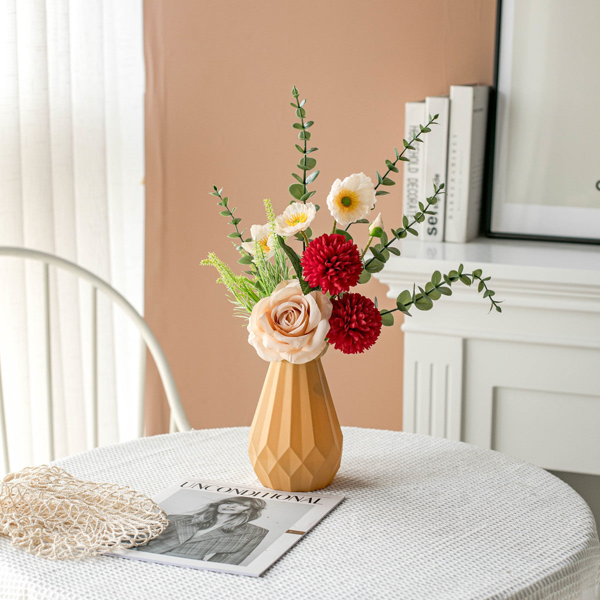 Elegante künstliche Blumenarrangement