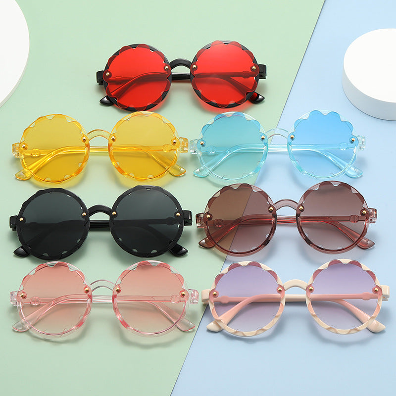 Damen verspielte Sonnenbrille mit floralem Design Brehn