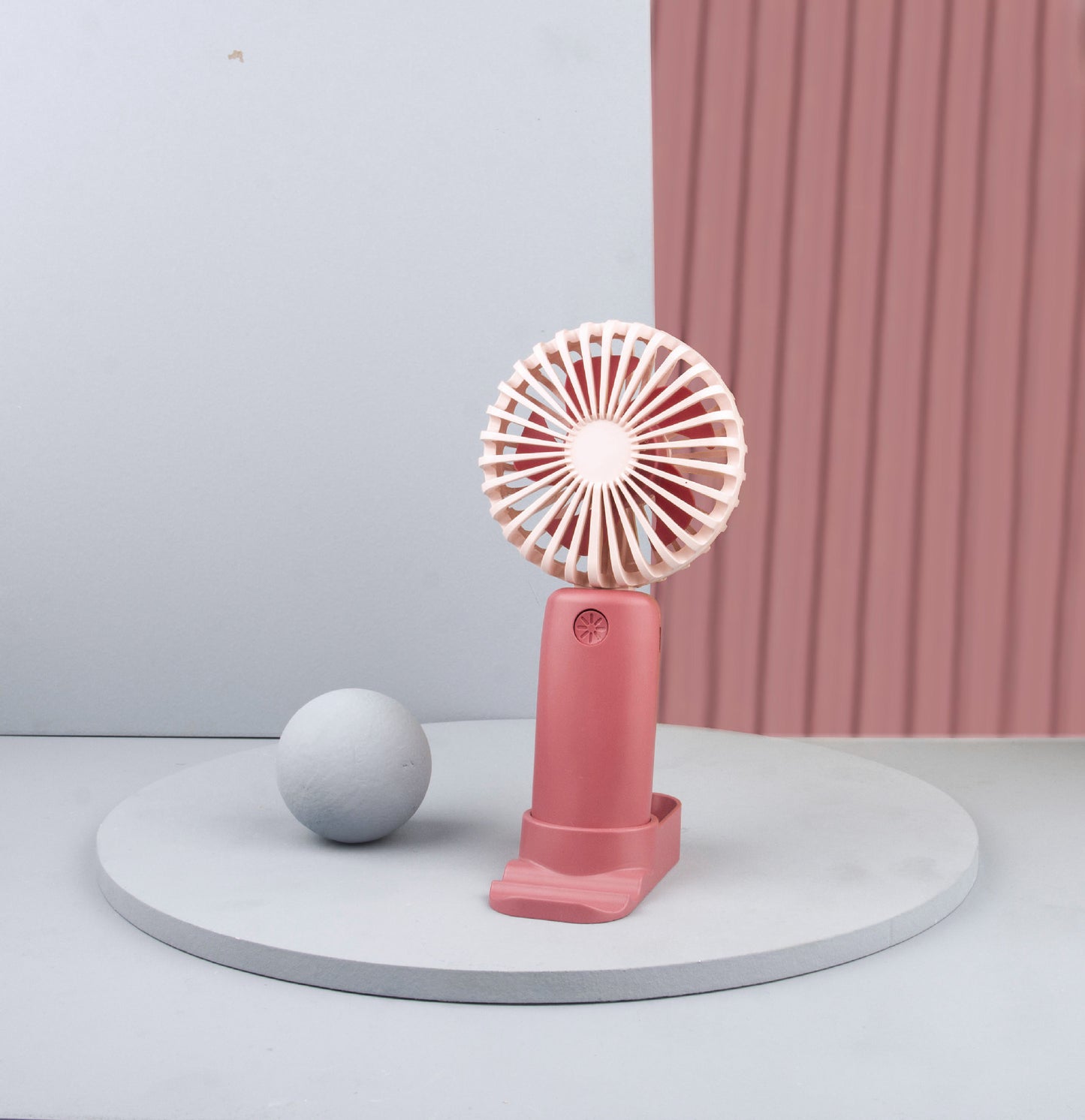 Wiederaufladbarer Mini Tischventilator Brehn