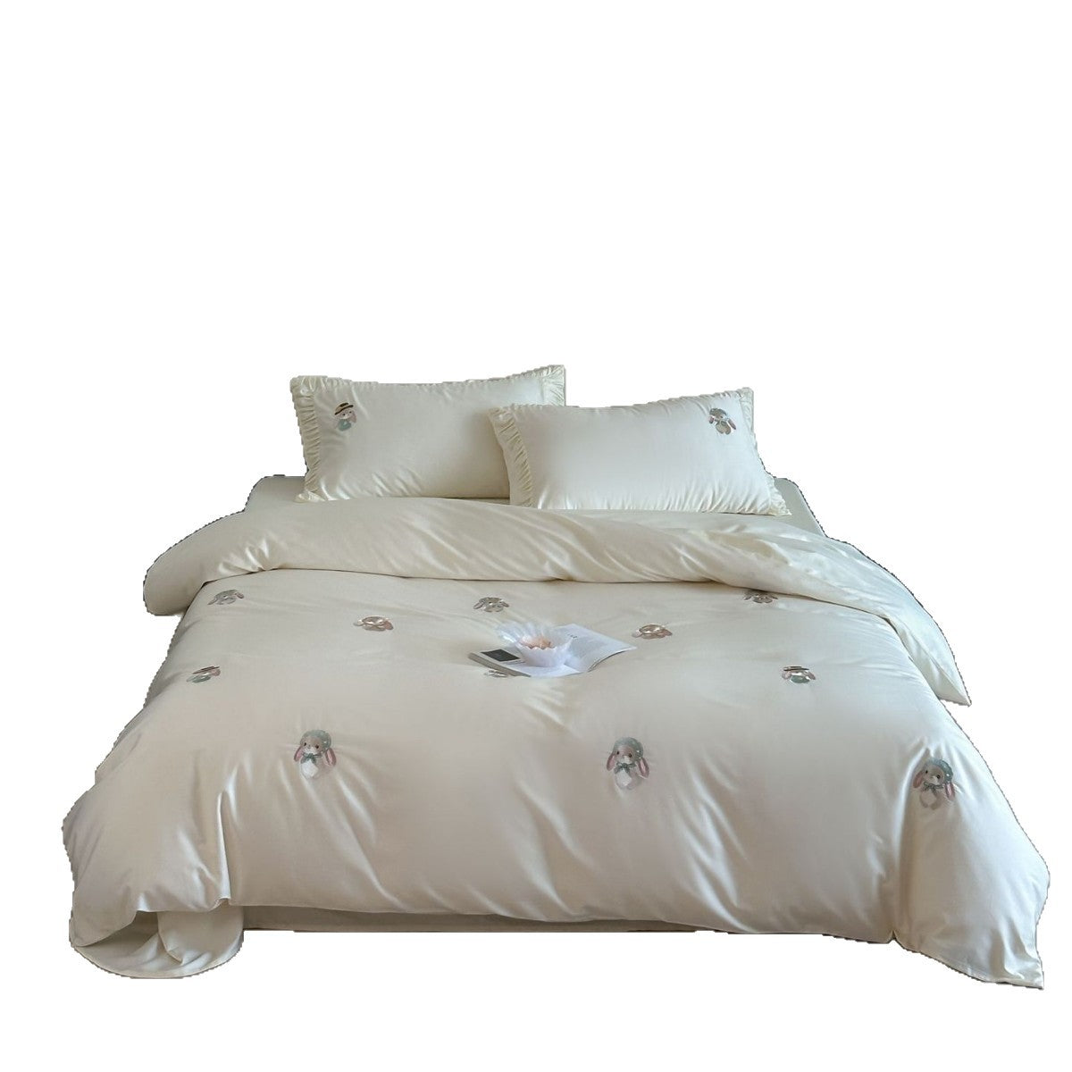 Besticktes Satin Bettwäsche Set mit Rüschenkissenbezügen