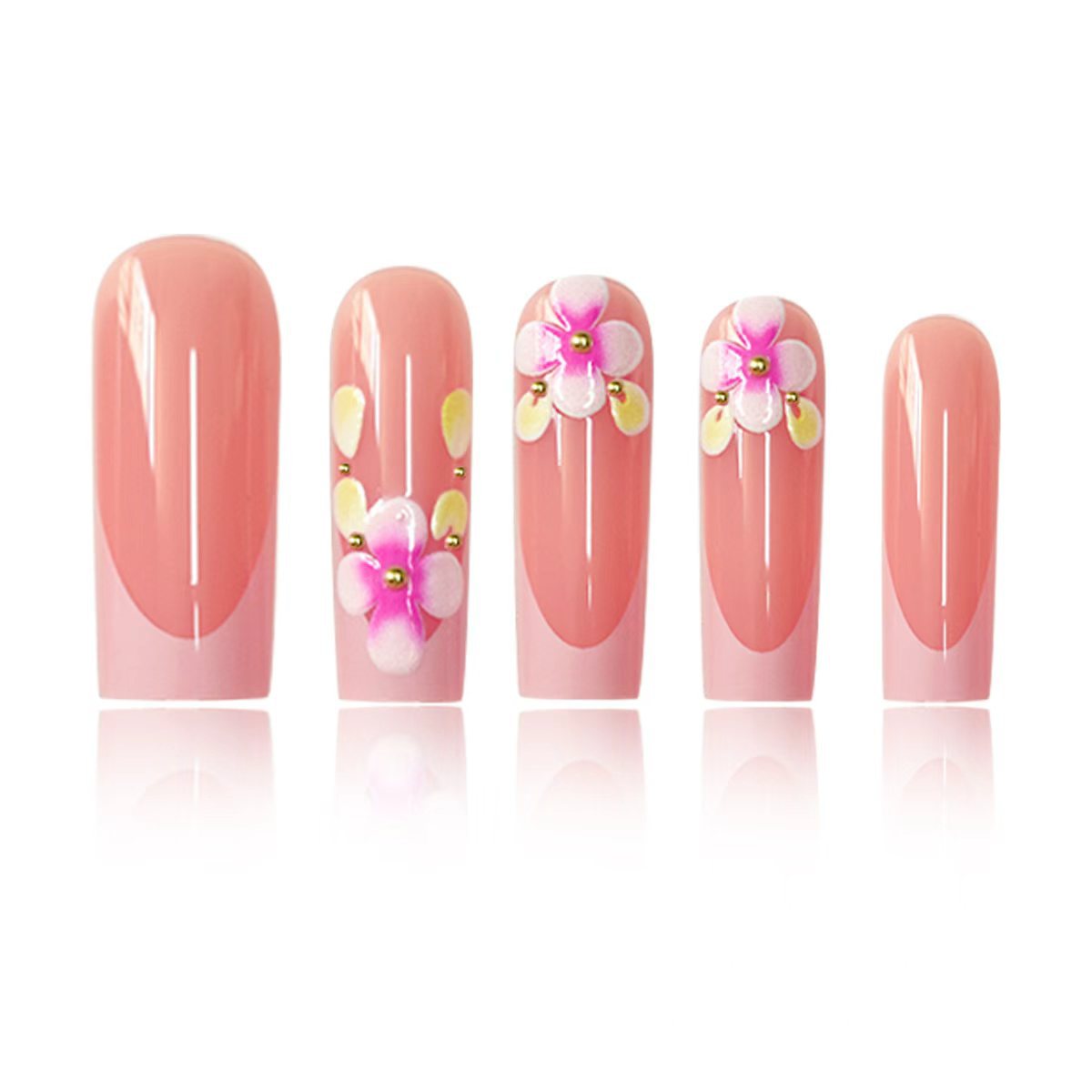 Florales Nageldesign-Extensions Brehn