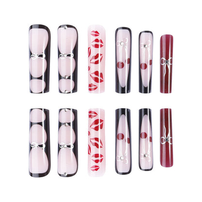 Künstlerisches Kiss-Design Nagelset