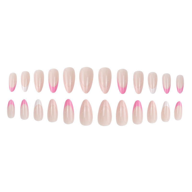 Elegante Stiletto Press-On Nägel mit einzigartigen French Tips Brehn