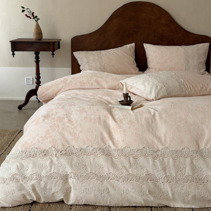 Handgenähtes florales Jacquard-Baumwoll-Bettbezug-Set mit Spitzenkante