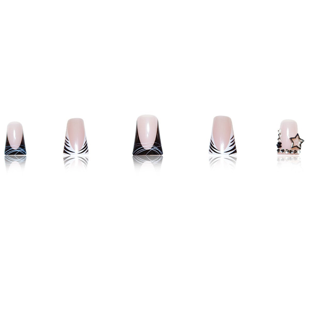 Glamouröse Strassakzent-Nagelerweiterungen Brehn