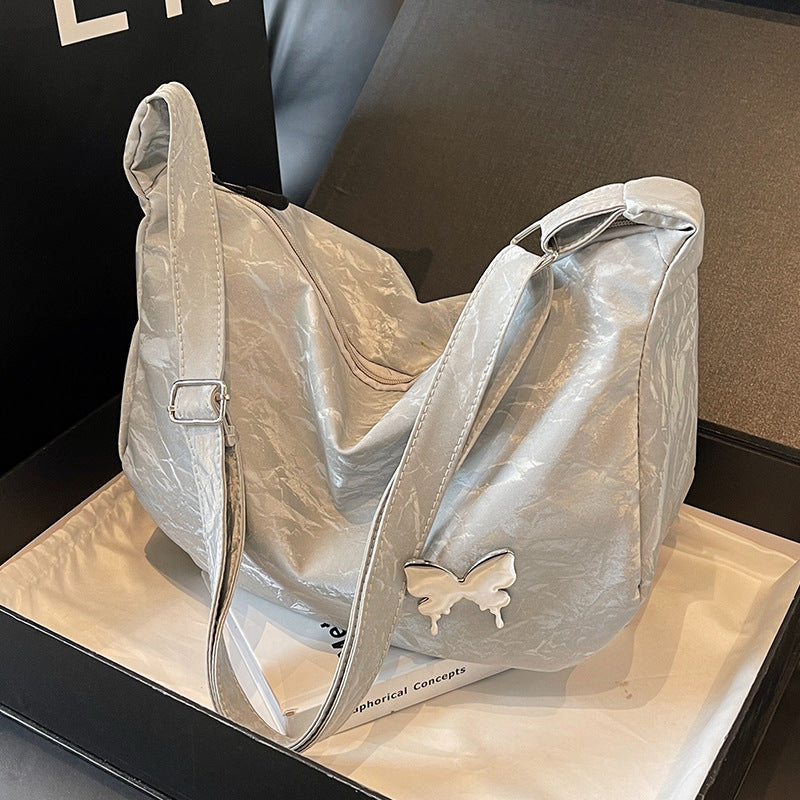 Lässige Schmetterlings-verzierte Schultertasche