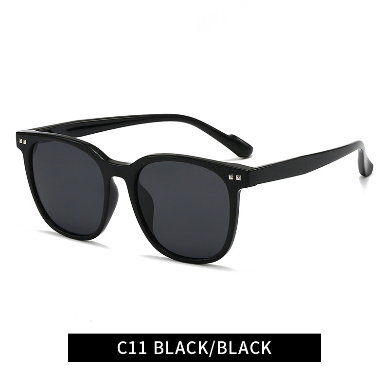 Damen zeitlose Sonnenbrille im modernen Rechteckdesign Brehn