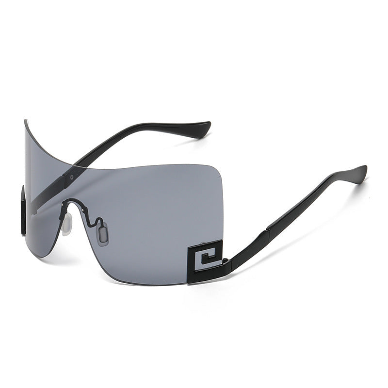 Damen Oversized Shield-Sonnenbrille mit extravagantem Design Brehn
