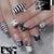 Chic stilisierte Press-On Nagelspitzen Brehn
