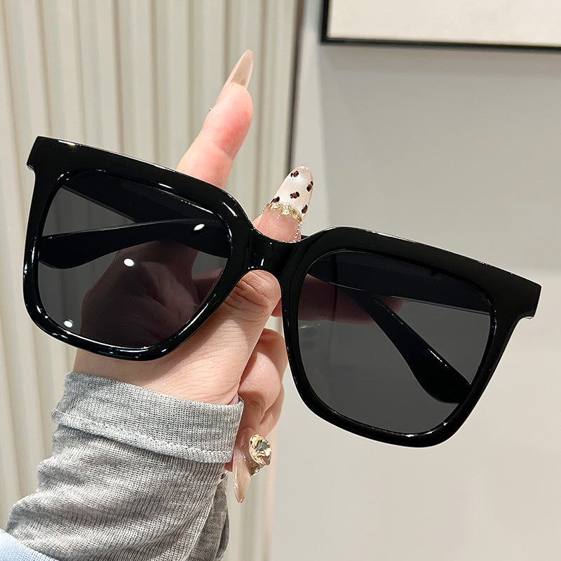 Damen oversized Sonnenbrille mit mattem Rahmen Brehn