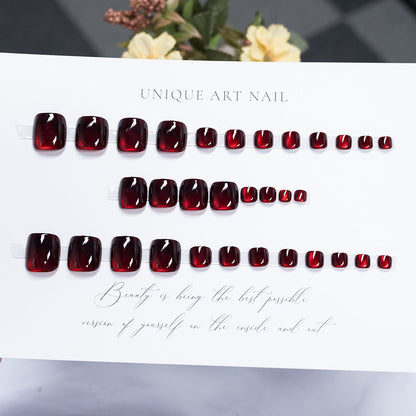 Glänzendes rotes Press-On-Nagelset Brehn