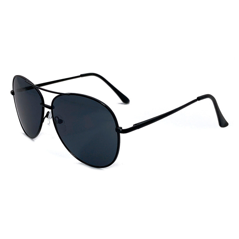 Sonnenbrille Im Modernen Pilotenstil Brehn