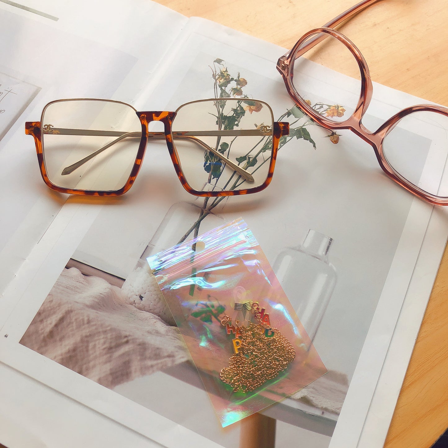 Stylische Dual Charm Brille Kette Brehn