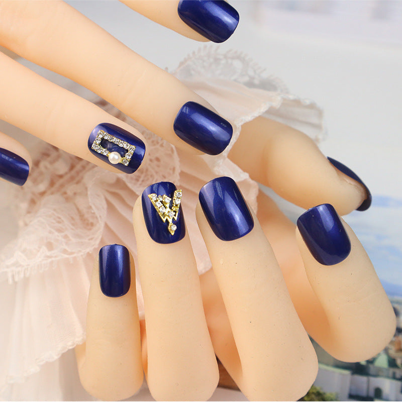 Premium dekorative Press-On Nail Set Brehn