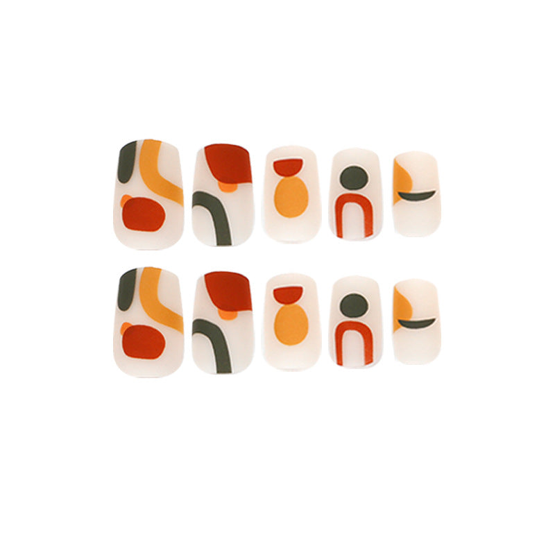 Kreative Nagelkunst mit geometrischen Designs Brehn