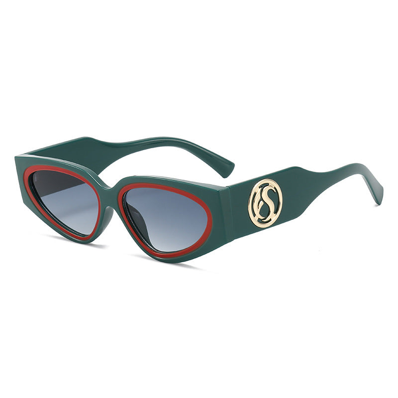 Damen Cat-Eye Sonnenbrille mit luxuriösem Rahmen und glamourösen Details Brehn
