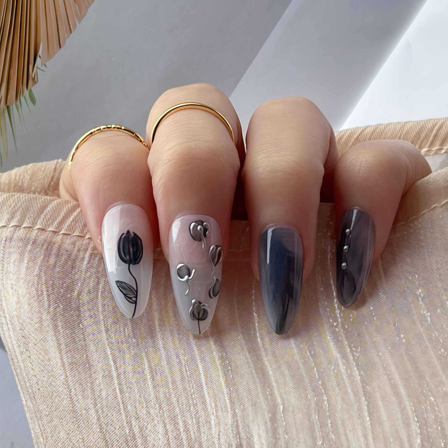 Künstlerisches Stiletto Presse-auf-Nageldesign mit zeitgenössischen Akzenten Brehn