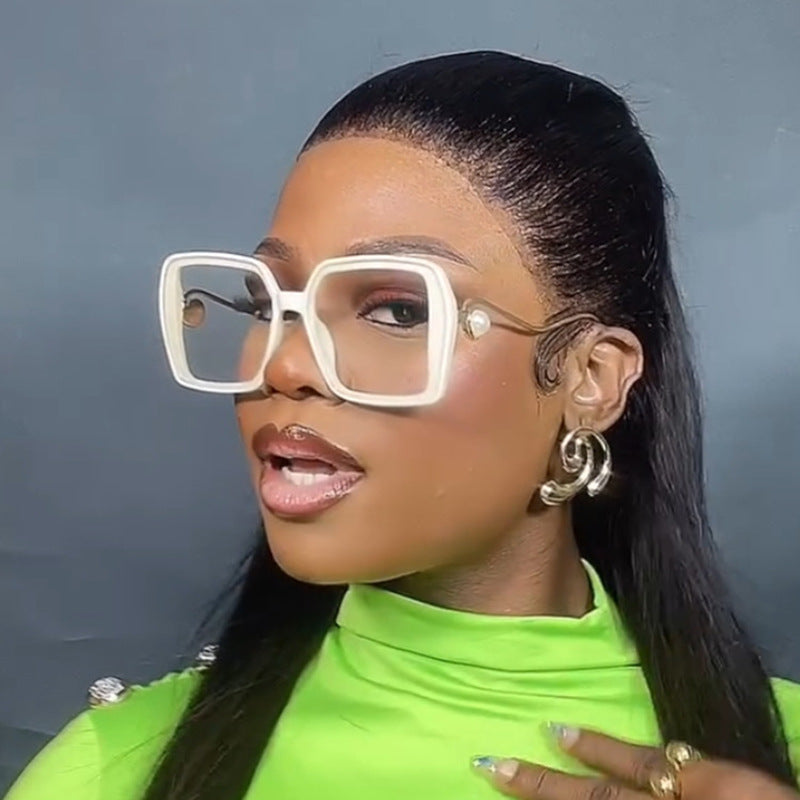 Damen modische quadratische Brille mit elegantem Metallrahmen und einzigartigen Akzenten Brehn