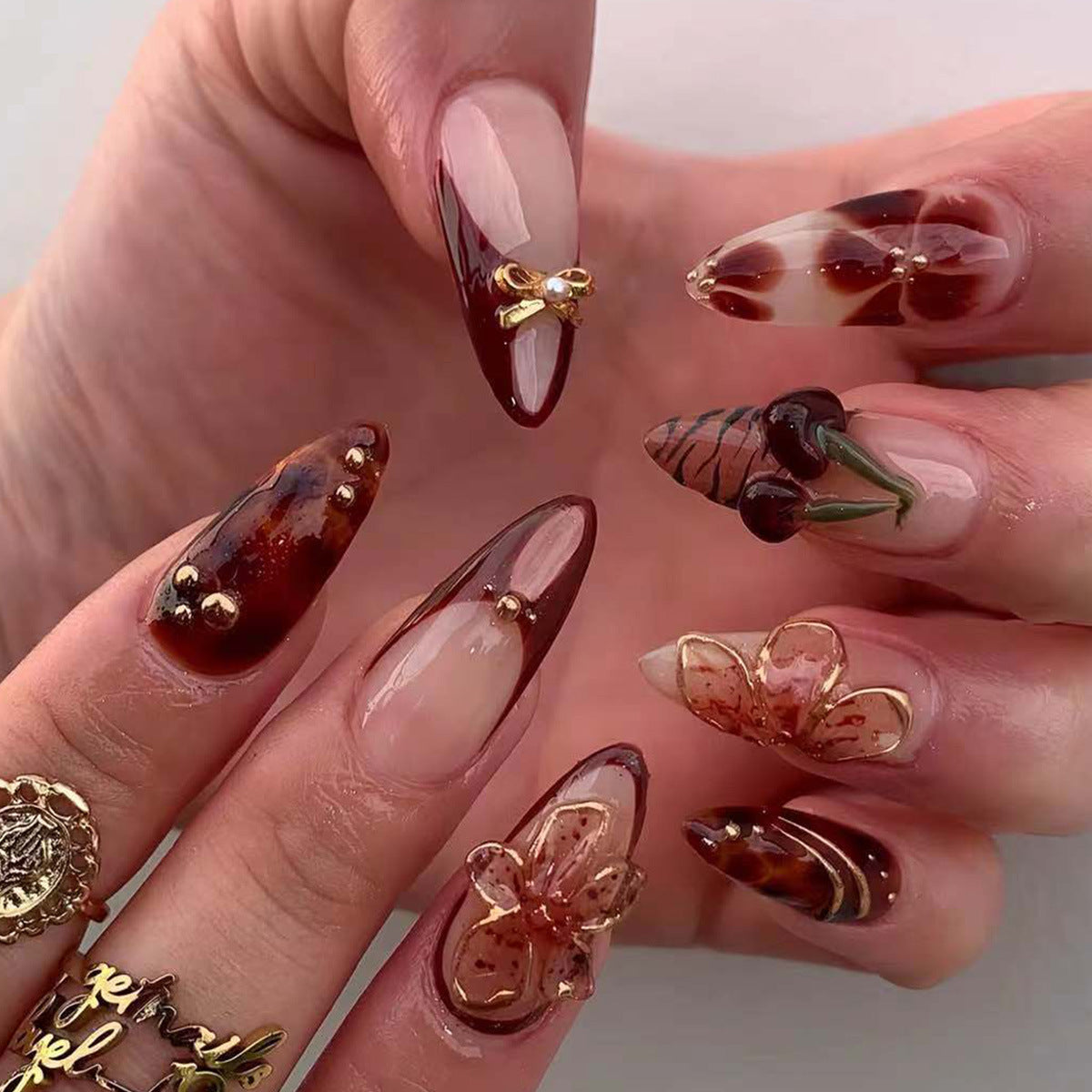 Dekorative 3D Nagelkunst Extensions Brehn