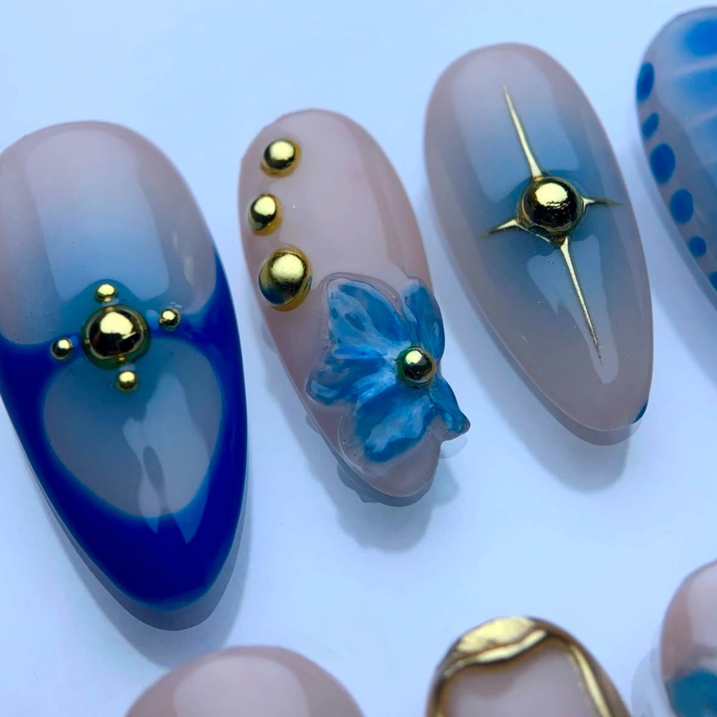 Thematic Artisan Press-On Nail Set Brehn
