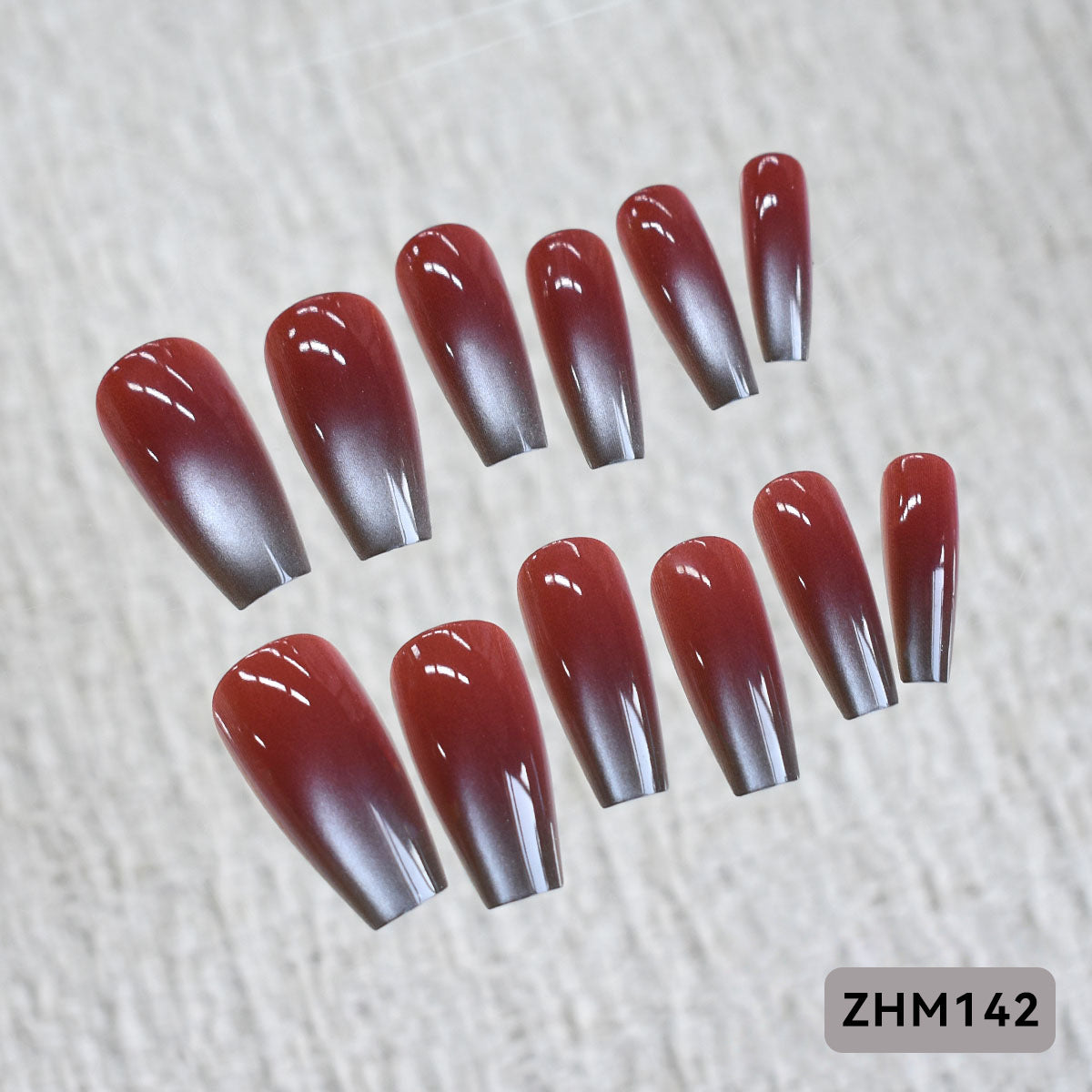 Künstlerisches Press-On-Nagelset mit Kirschblütenmuster Brehn