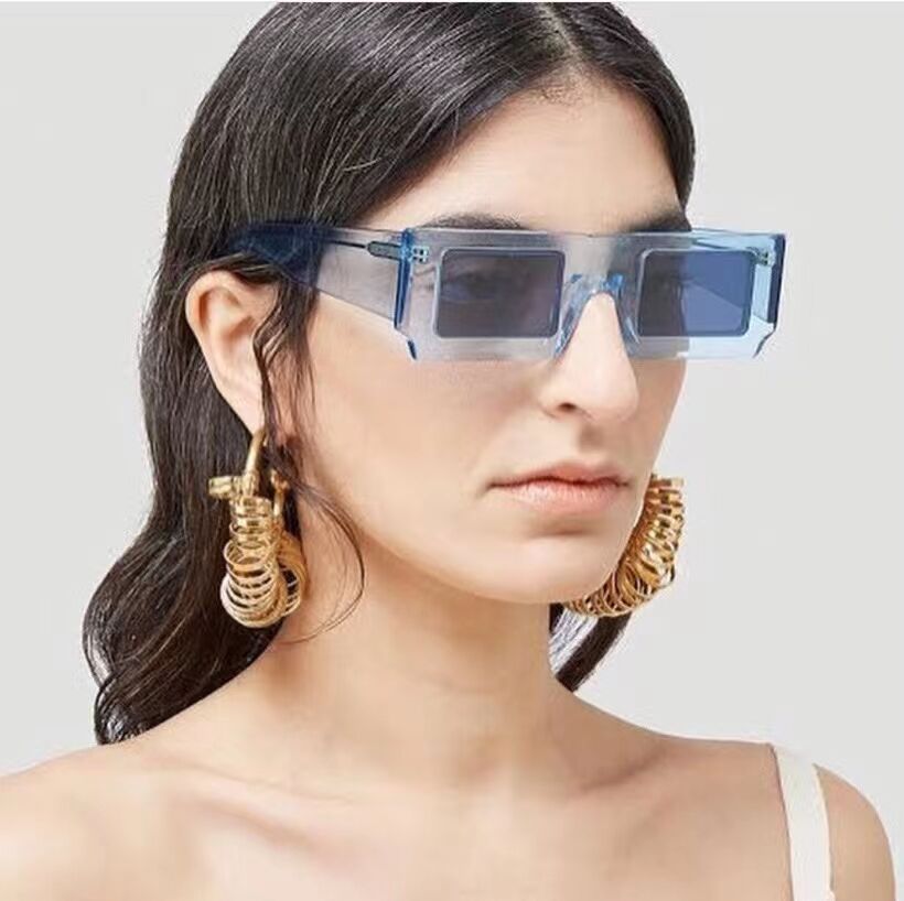 Damen statement Sonnenbrille mit quadratischem Rahmen und futuristischem Design Brehn