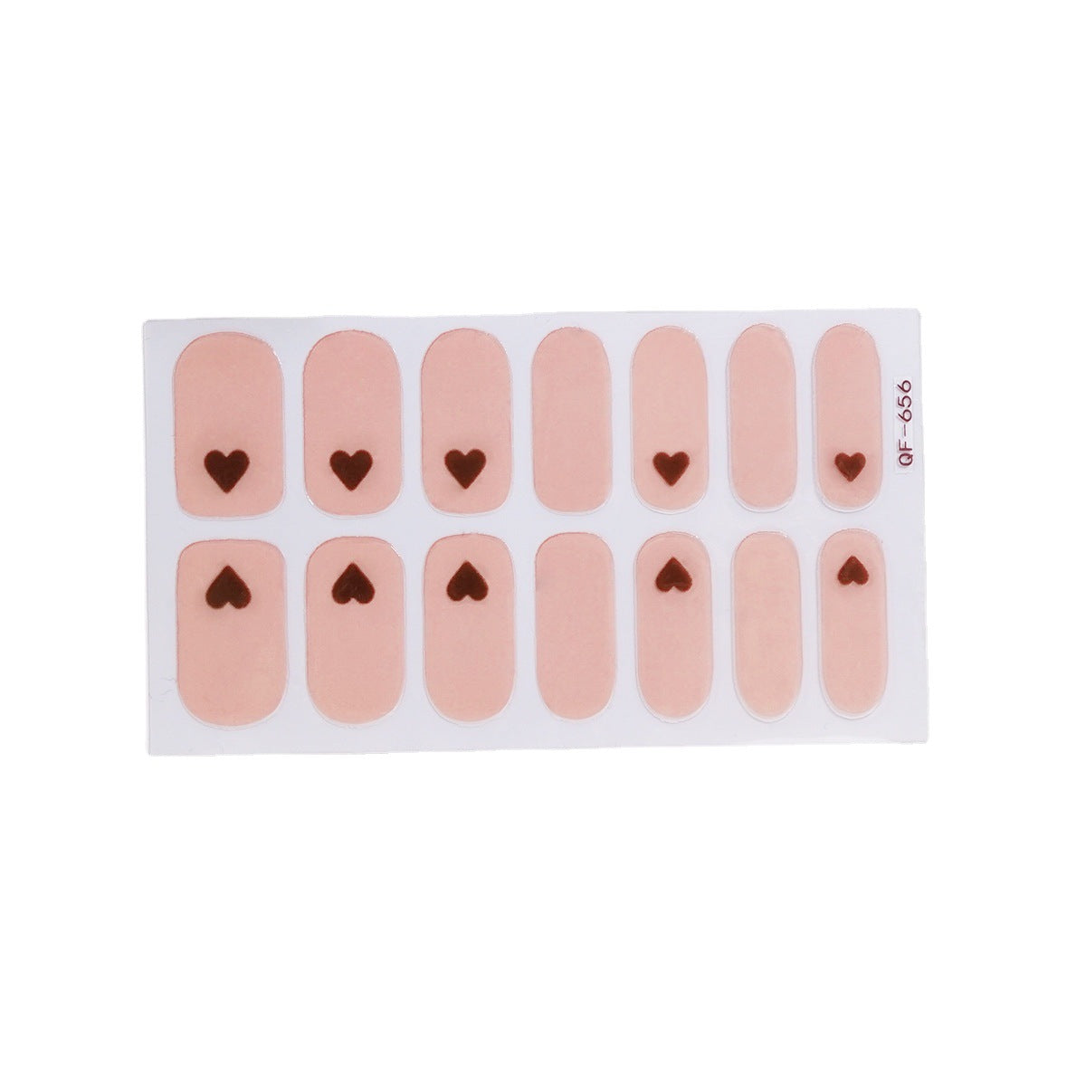 Künstliche Nagelkunst mit herzförmigen Designs und sanften Farbverläufen Brehn