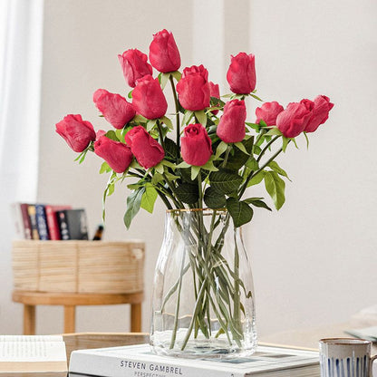 Lebensechter künstlicher rosa Rosenstamm