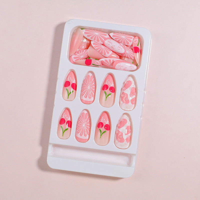 Premium Press-On Nail Set mit dekorativen Akzenten Brehn