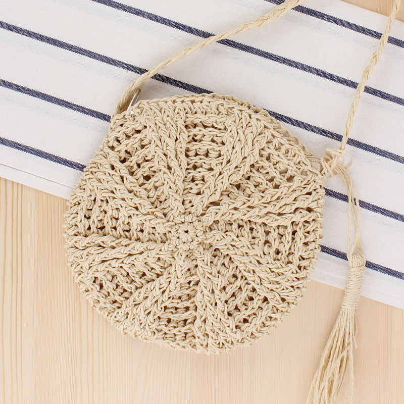 Handtasche Aus Handgeknüpftem Naturmaterial mit Fransigem Detail Brehn