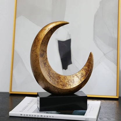 Dekorative Halbmondskulptur
