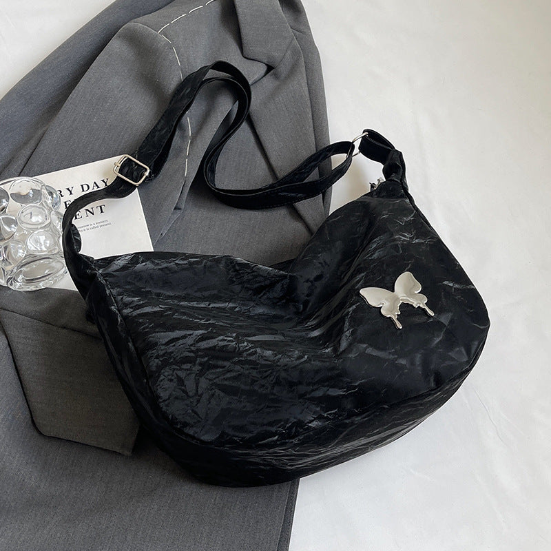 Lässige Schmetterlings-verzierte Schultertasche