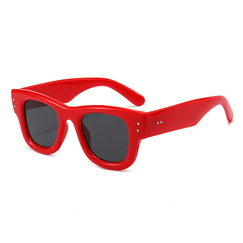 Retro-inspirierte auffällige Rahmen-Sonnenbrille Brehn