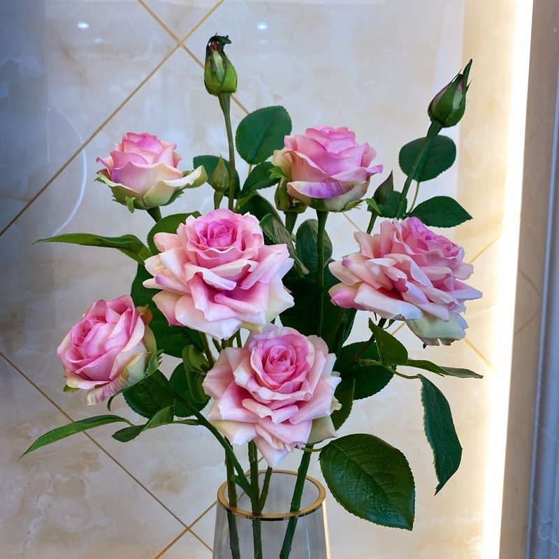 Realistische Künstliche Rosen Blumenarrangement