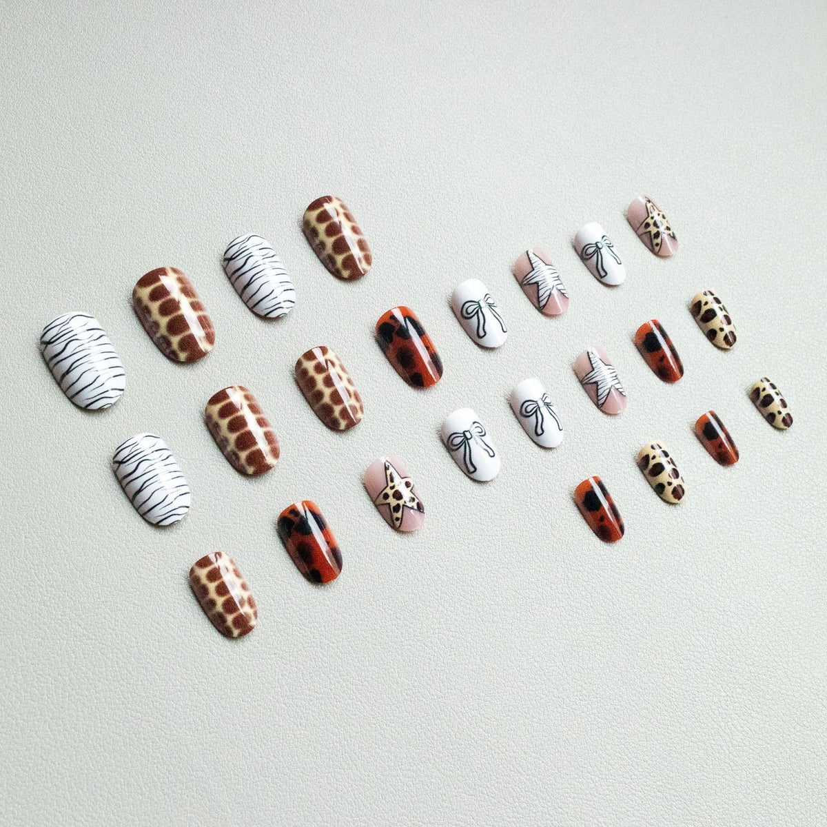 Künstlerisches Tierdruck-Nagelart-Set