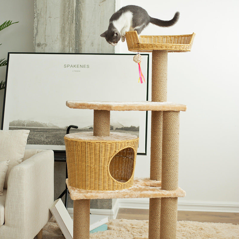 Katzenmöbel-Stamm mit natürlichen Rattan-Elementen Brehn