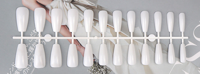 Natural Shape Press-On Nail Set Brehn