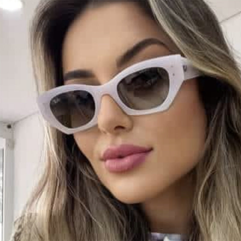 Damen trendige Cat-Eye Sonnenbrille mit elegantem Kunststoffrahmen Brehn