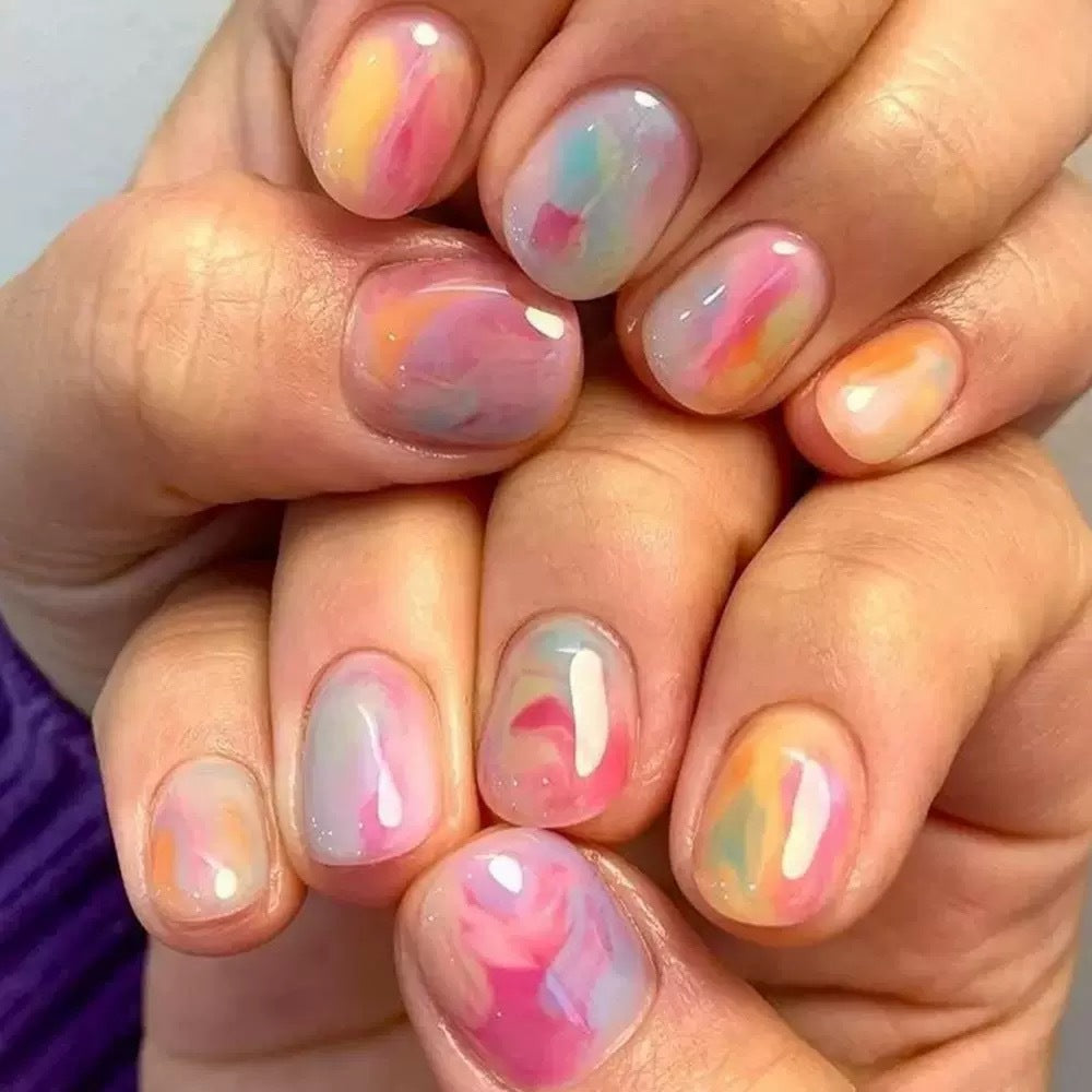 Kunstnagelset mit Marmormuster Brehn