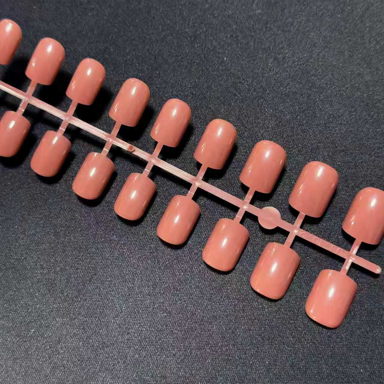 Elegante Press-On Nagelverlängerungen Brehn