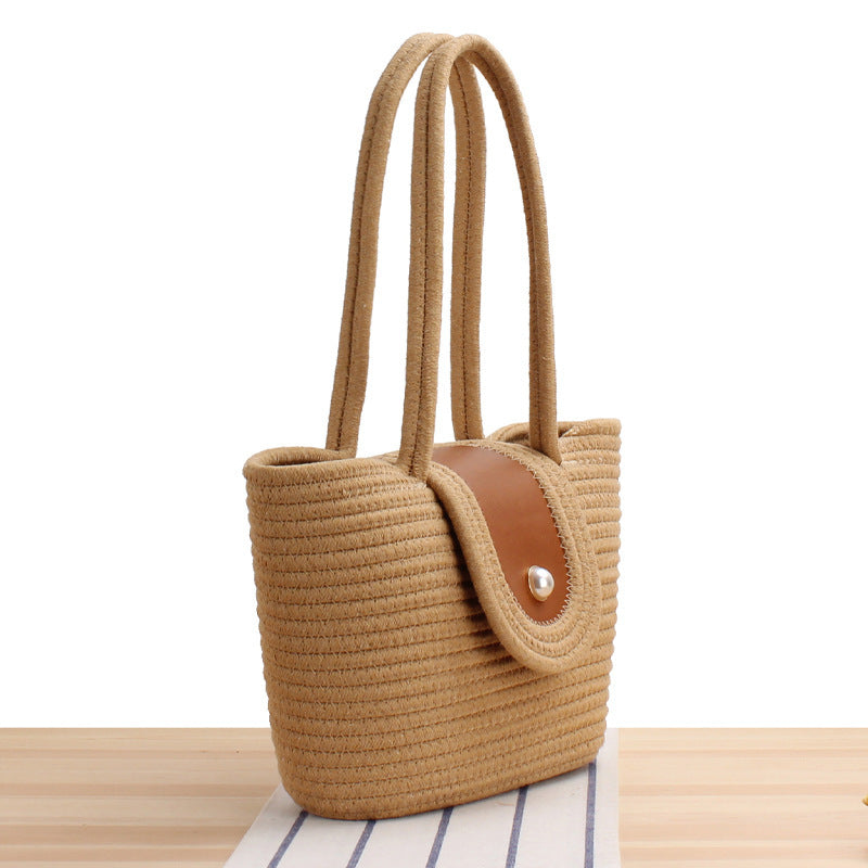 Elegante Basttasche mit Lederklappenverschluss Brehn