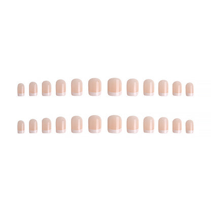 Kunstvolle French Tip Kunstnägel Brehn