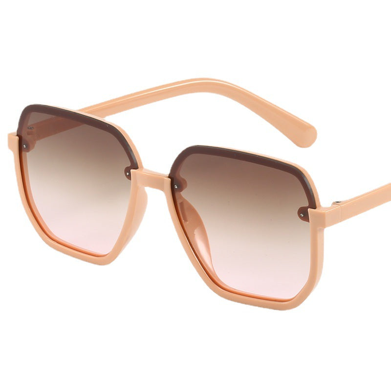 Damen geometrische Sonnenbrille im modernen Design Brehn