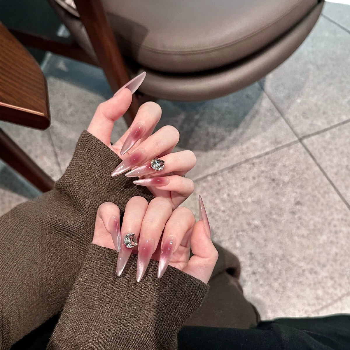 Stilvolle Stiletto Acrylnagelerweiterungen