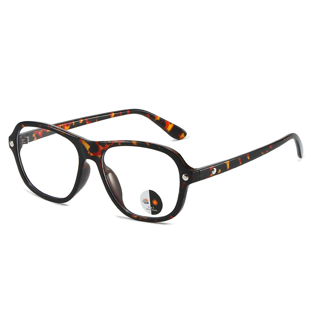 Zeitgenössische Statement-Sonnenbrille Brehn