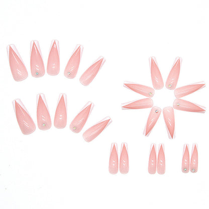 Künstliche Nagelspitzen mit elegantem Design Brehn